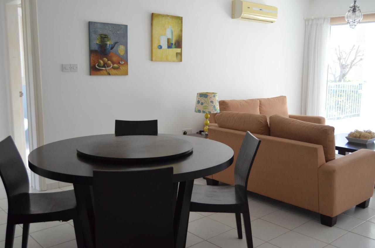 Verne Place Peyia Bagian luar foto