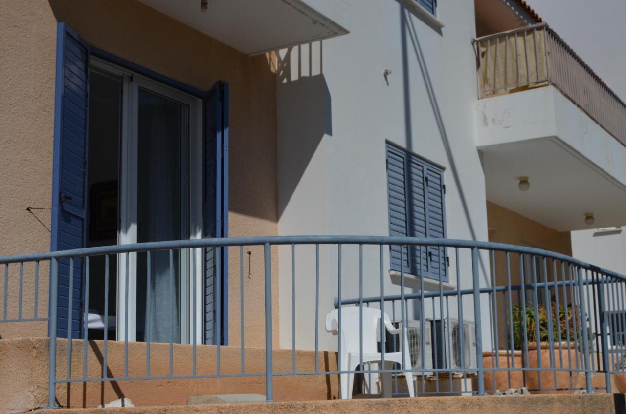Verne Place Peyia Bagian luar foto